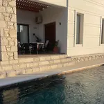 Seaview Villa - Amazing Sea & Mountain View