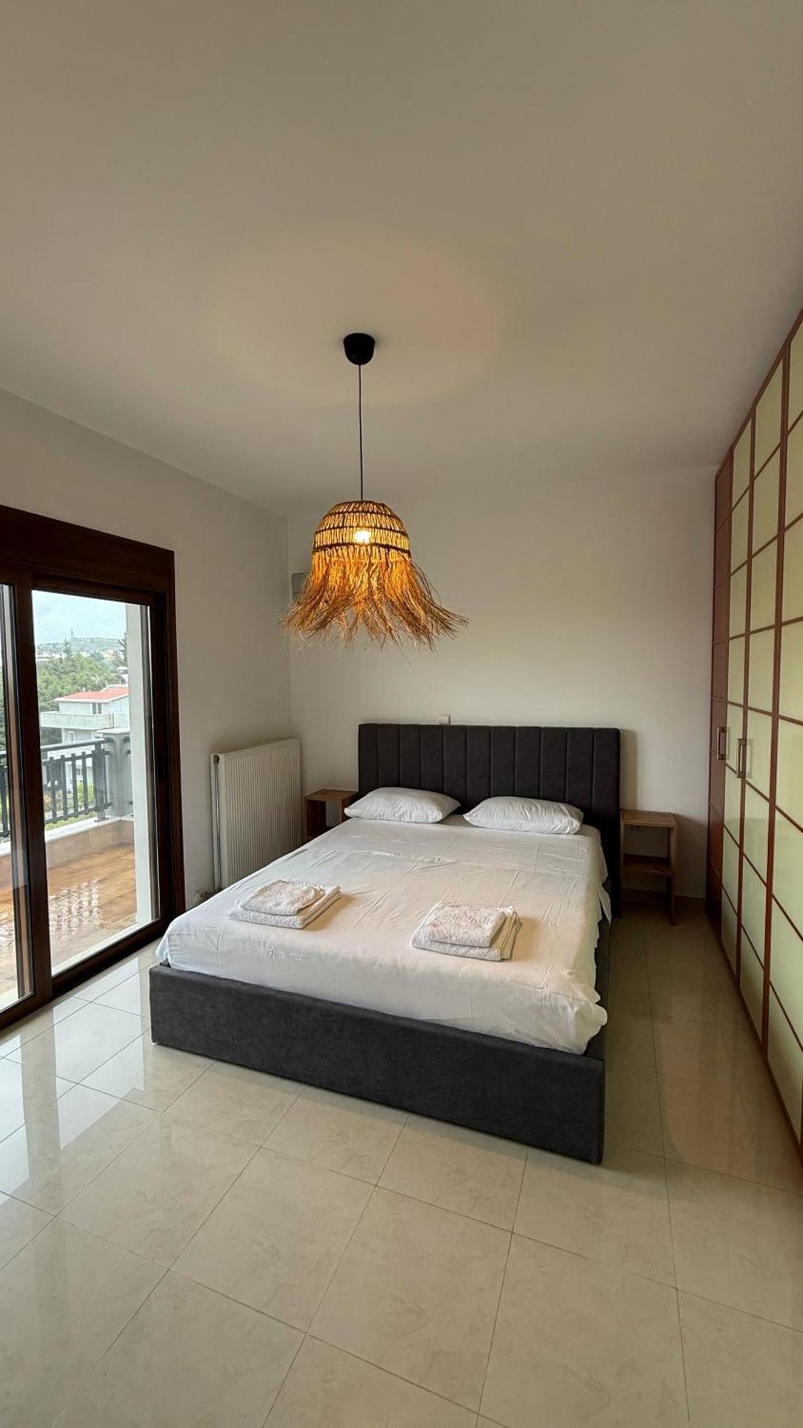 Seaview - Amazing Sea & Mountain View *
