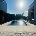 Seaview Villa - Amazing Sea & Mountain View